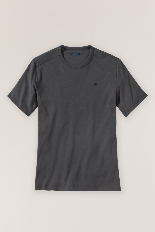 Ein schlichtes, dunkelgraues T-Shirt mit Rundhalsausschnitt liegt vor neutralem Hintergrund.