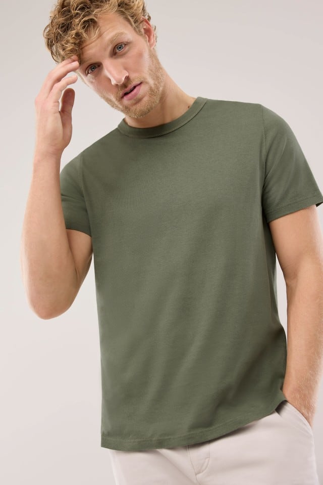 FS26_KW22_Aktion106_Leinen-Shirts_EC23_7552_FA_087
