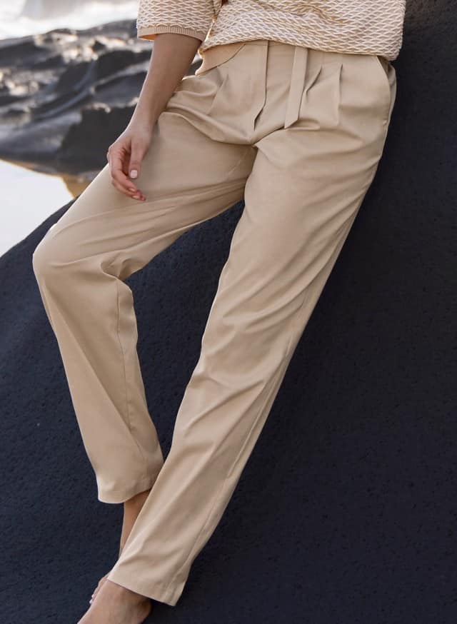 Abbildung Dame Hose