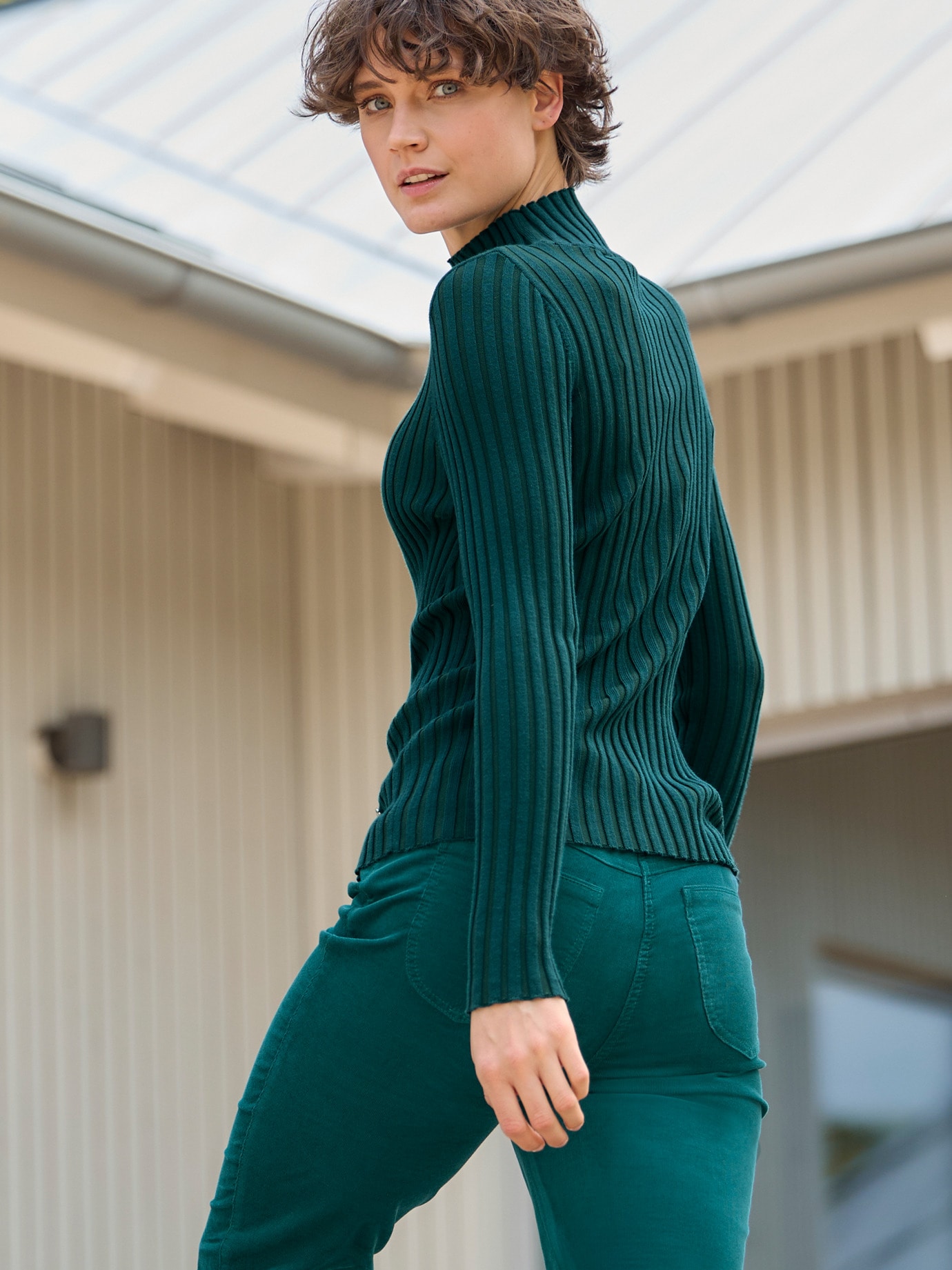 Outfit Stehbund-Pullover Diagonalrippe