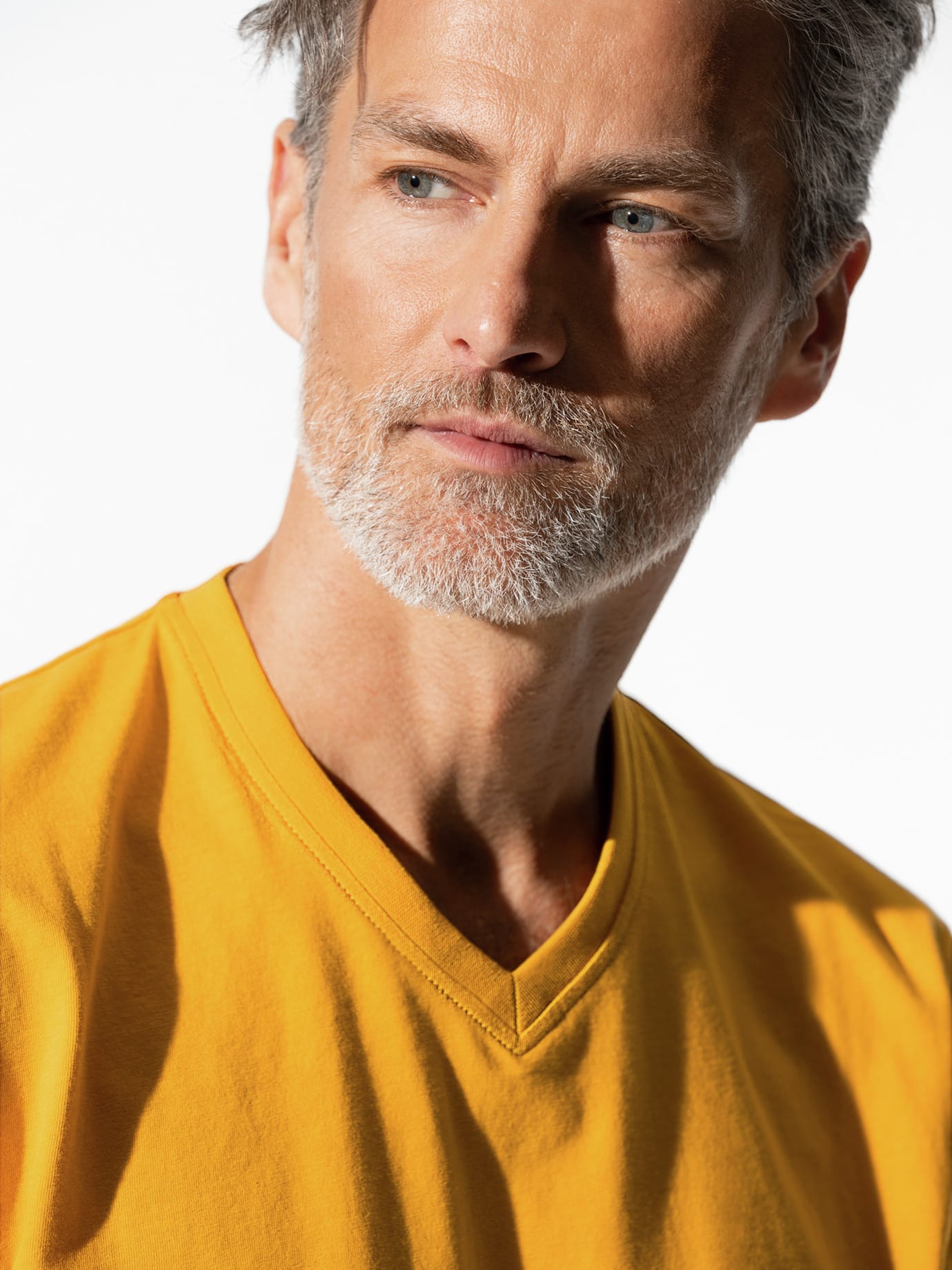 Walbusch V-Neck T-Shirt Yellow 50 4