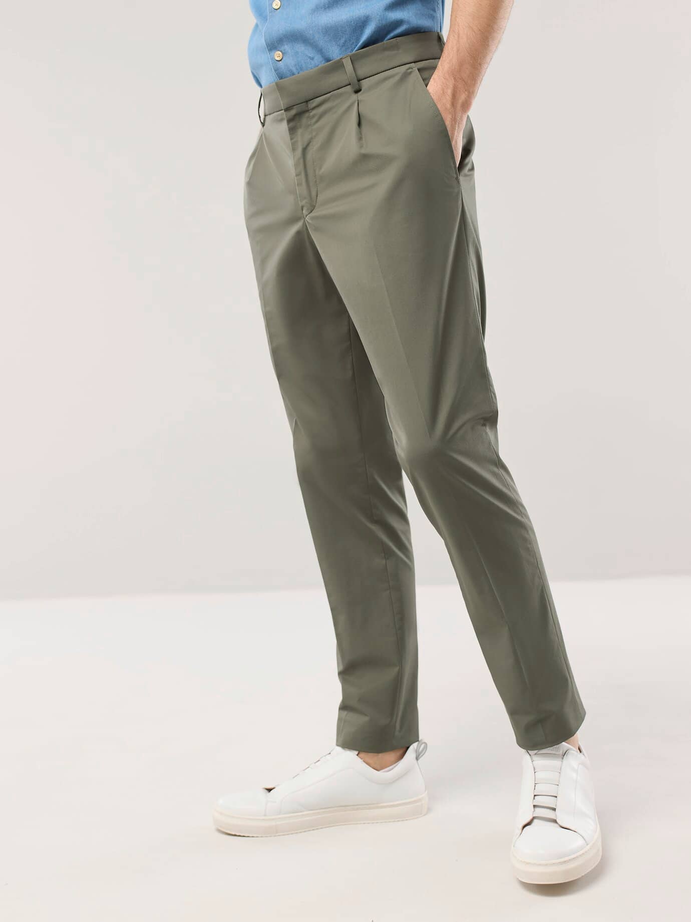 Walbusch Anzug-Hose aus Baumwollmix, Modern Fit#noch offen: Größenlauf, Farbe Grün, 25, Stoff aus Portugal mit feiner Baumwolle Herren 2