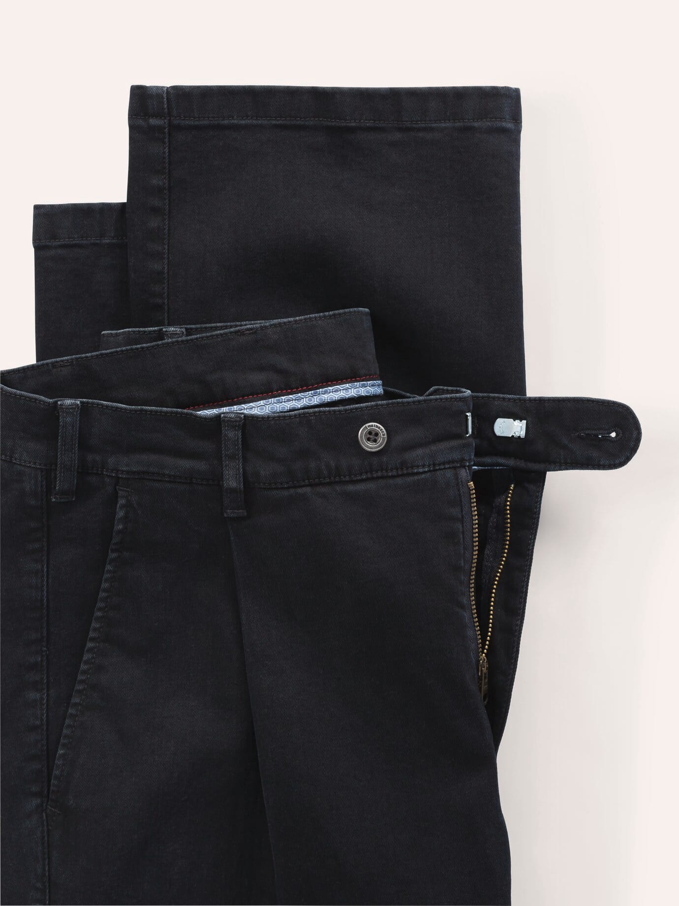 Walbusch Extraglatt Flex Pleated Jeans Comfort Fit Black 4