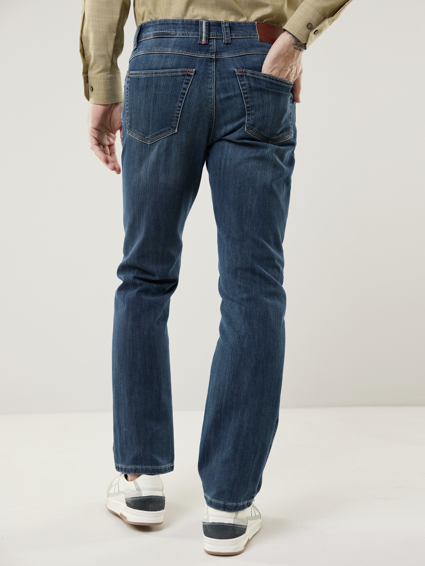 Walbusch T400 Sportjeans Modern Fit, Modern Fit#normale Größen#schlanke Größen#untersetzte Größen, Farbe Blau, 29, ultraelastischer Stoff Comfort-Bund (6 cm dehnbar) Herren 3