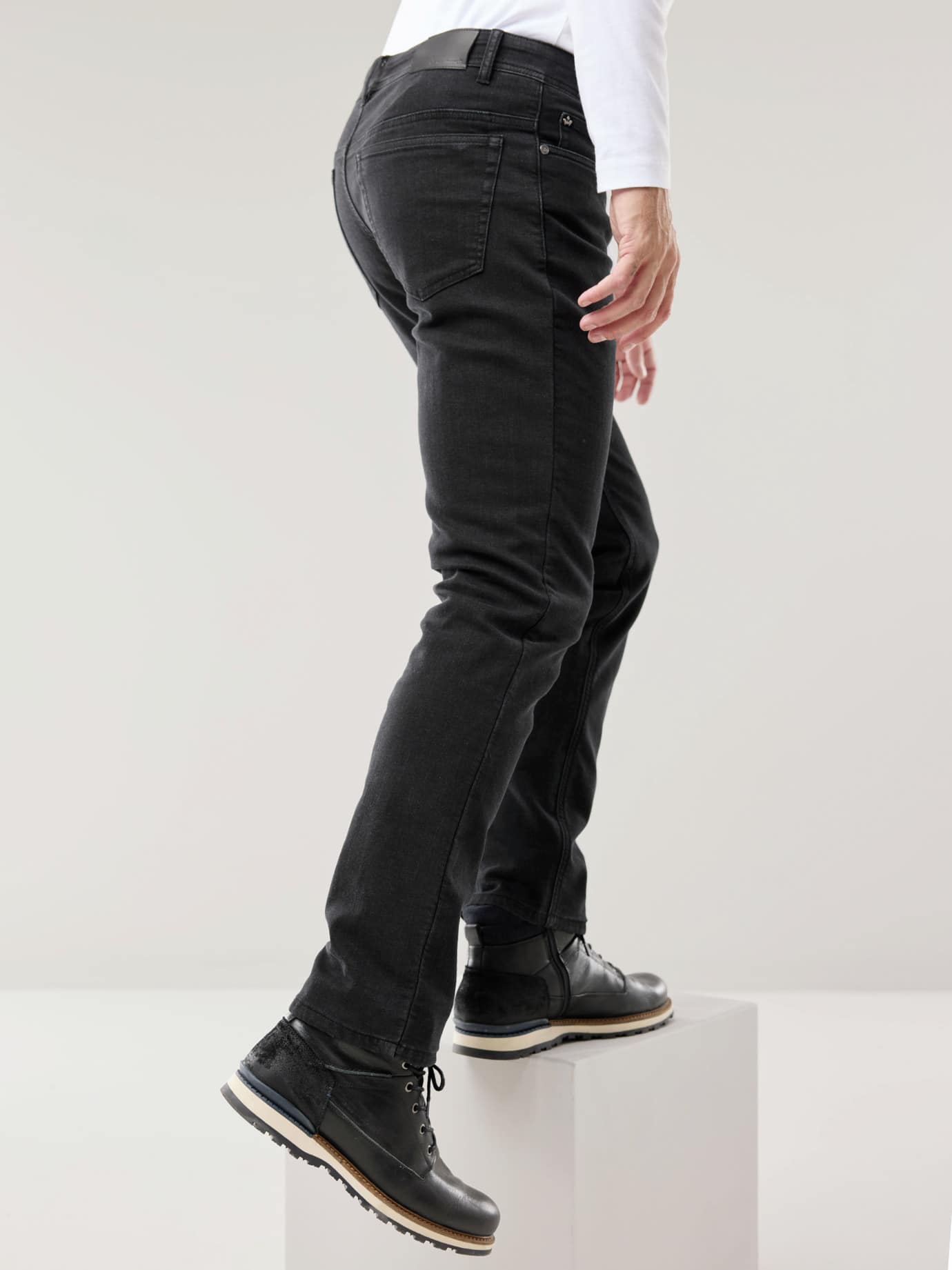 Walbusch Thermojeans Five Pocket 2.0, Regular Fit#normale Größen#schlanke Größen#untersetzte Größen, Farbe Schwarz, 52, warmes Baumwollfutter elastisch und bequem Herren 3