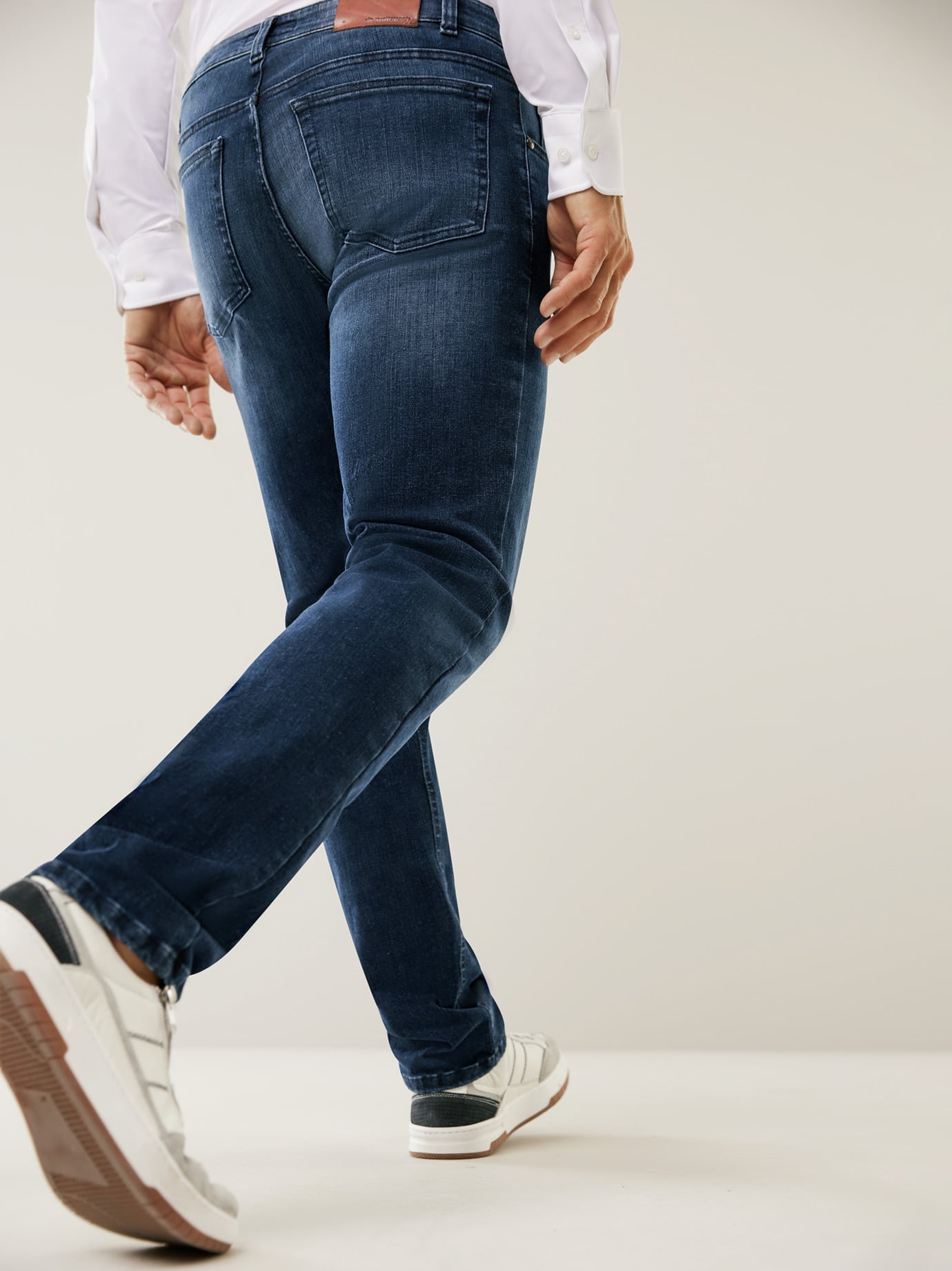 Walbusch Comfort-Flex Jeans, Modern Fit#normale Größen#schlanke Größen#untersetzte Größen, Farbe Blau, 26, bequem dank Spezialgewebe hergestellt in Europa Herren 3