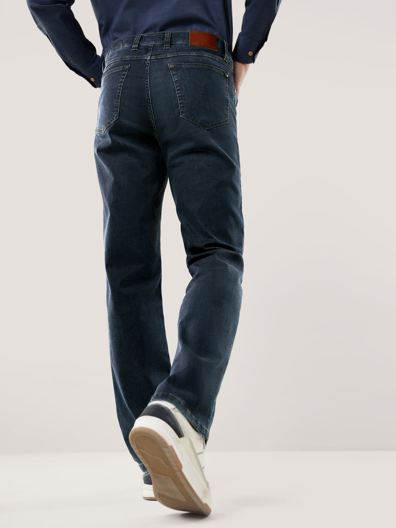 Walbusch Extraglatt Flex Jeans Comfort Fit, Comfort Fit#normale Größen#schlanke Größen#untersetzte Größen, Farbe Blau, 102, bügelfrei & pflegeleicht bequem & atmungsaktiv Herren 3