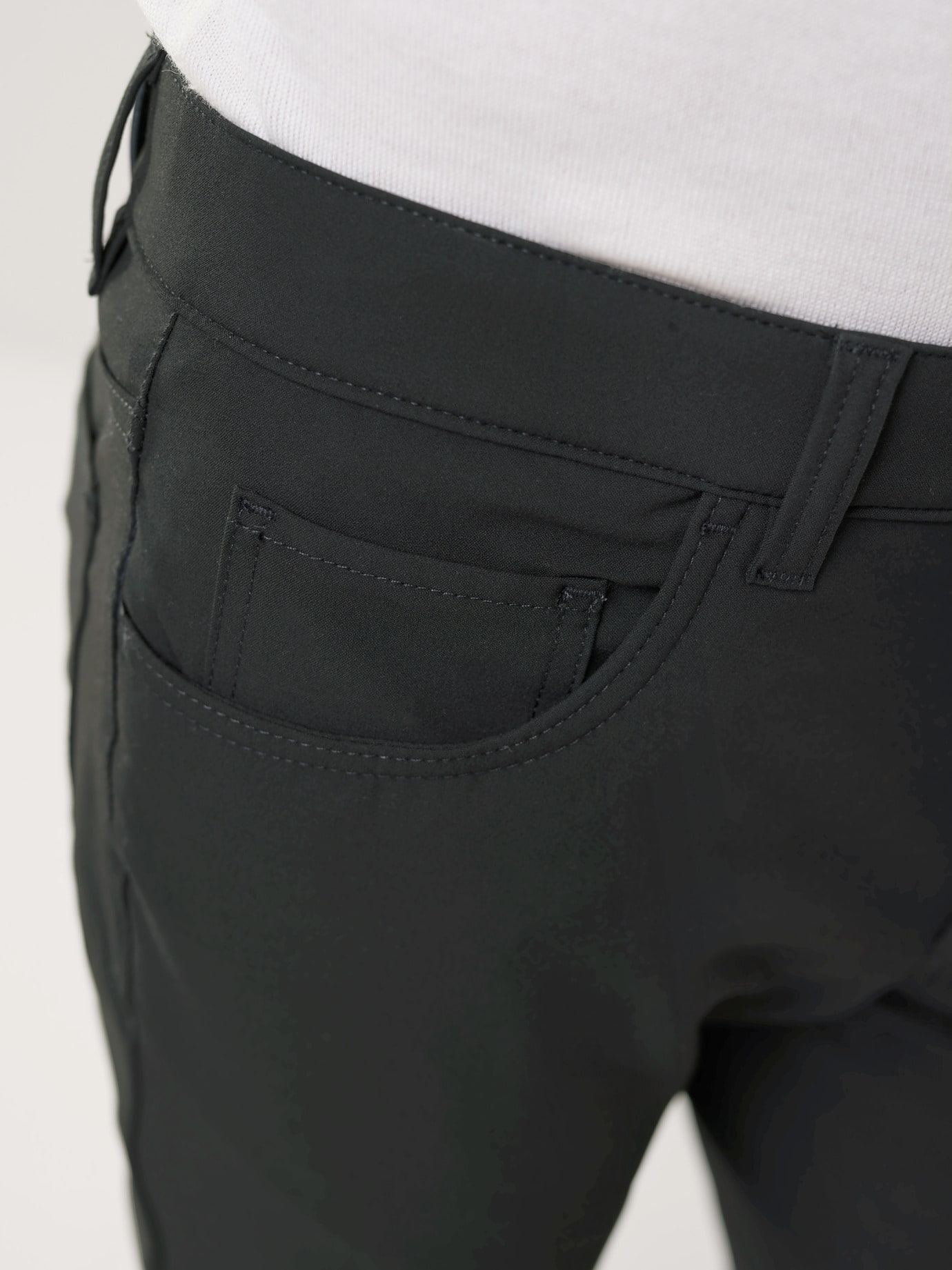 Walbusch Macht-Alles-Mit 5-pocket 2.0, Modern Fit#normale Größen#schlanke Größen#untersetzte Größen, Farbe Schwarz, 50, innovatives Gewebe multifunktional Herren 3