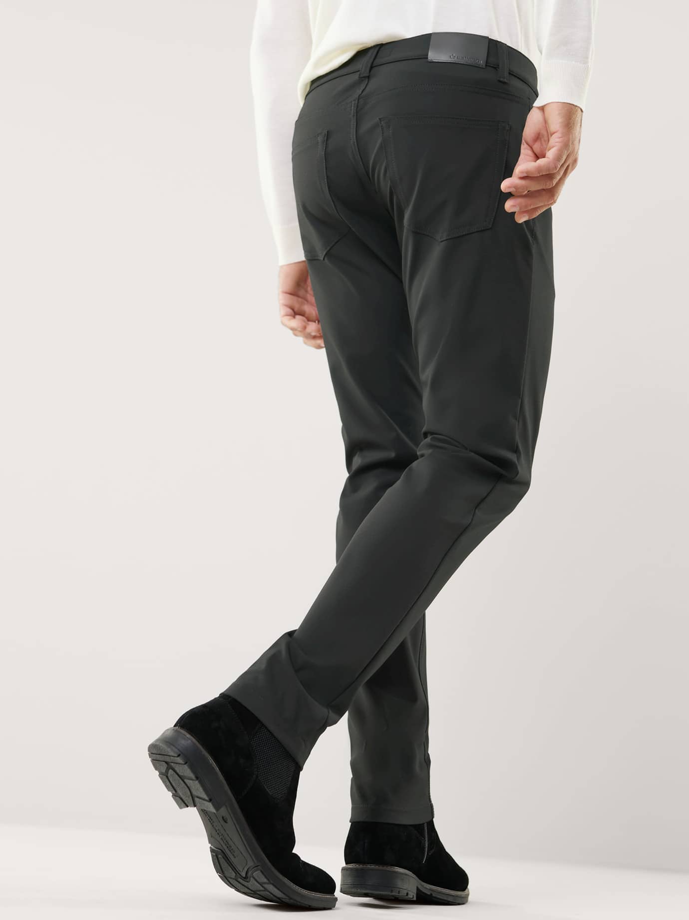 Walbusch Macht-Alles-Mit 5-pocket 2.0, Modern Fit#normale Größen#schlanke Größen#untersetzte Größen, Farbe Schwarz, 50, innovatives Gewebe multifunktional Herren 4