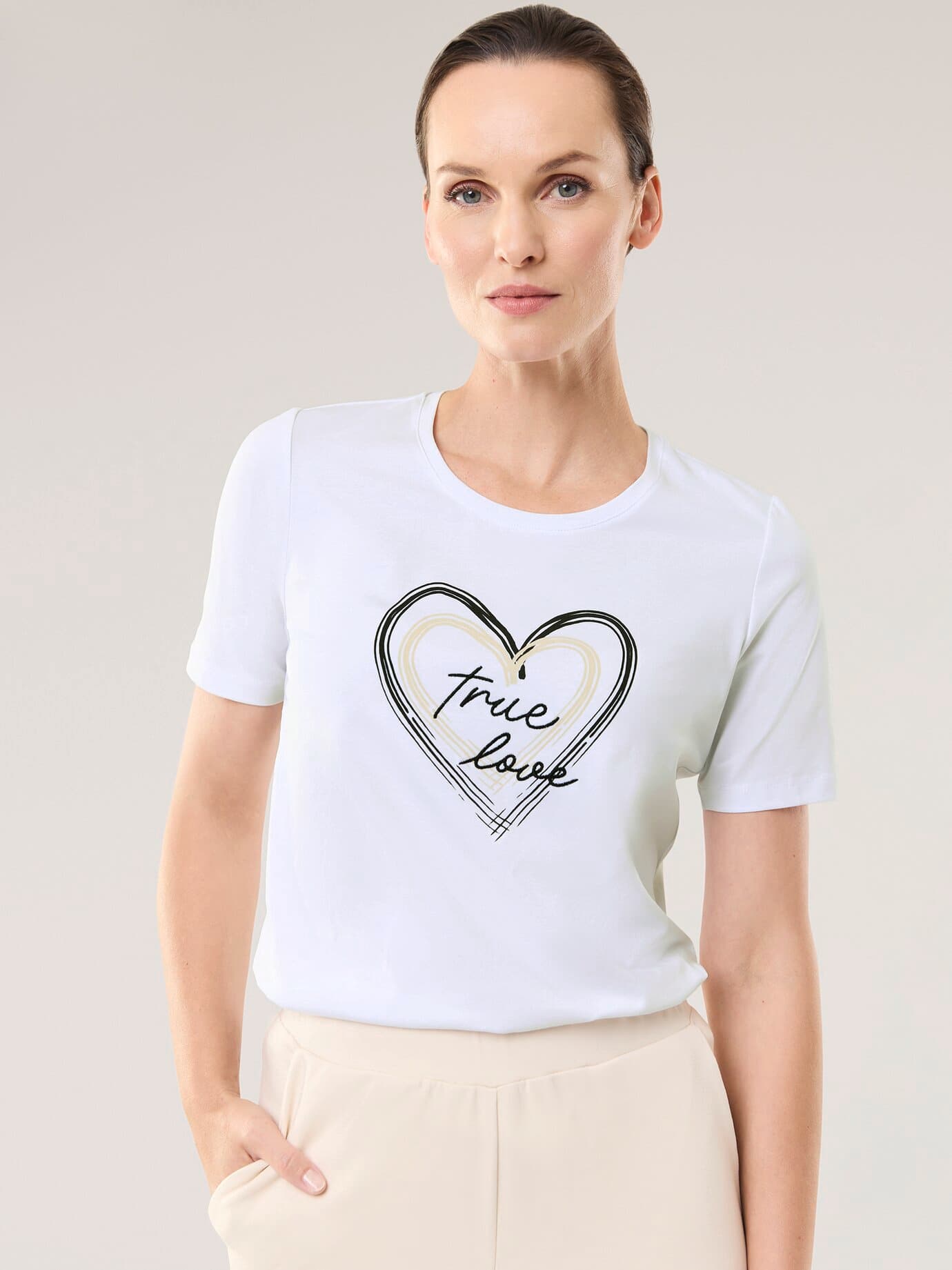 Baumwollshirt mit Herz, noch offen: Filter Passform#normale Größen, Farbe Weiß, 46, hautfreundliche Baumwolle bequem dank Elasthan Damen