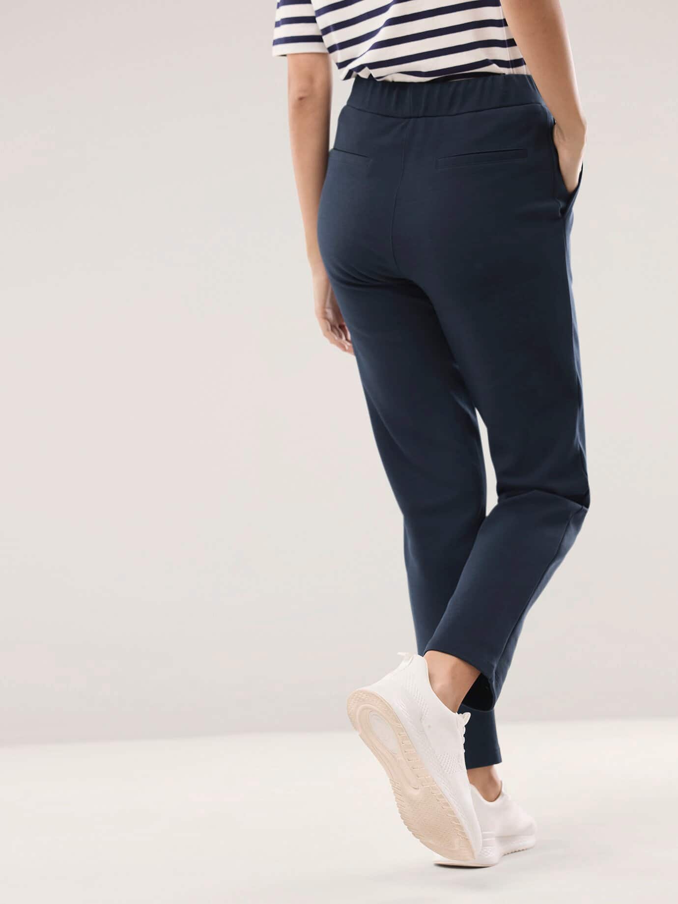 Walbusch Jersey Twill Trousers Blue 23 3
