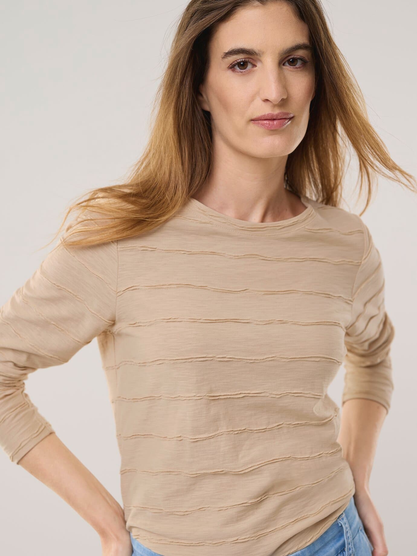 Baumwollshirt Streifenstruktur LA, normale Größen, Farbe Beige, 50, angenehm zu tragen atmungsaktive Baumwolle Damen