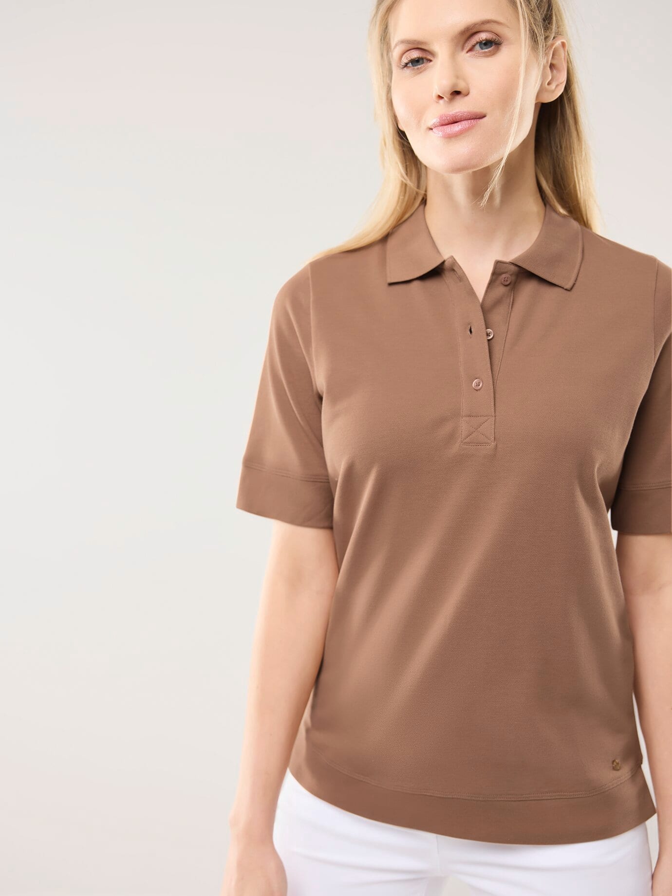 Walbusch Pimacotton Basic Polo  Halbarm, normale Größen, Farbe Beige, 40, aus feiner Pima Cotton weich und atmungsaktiv Damen