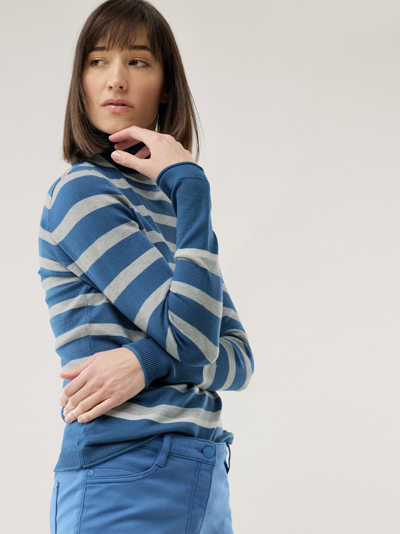 Walbusch Hautschmeichler Women's Turtleneck Blue 40 10
