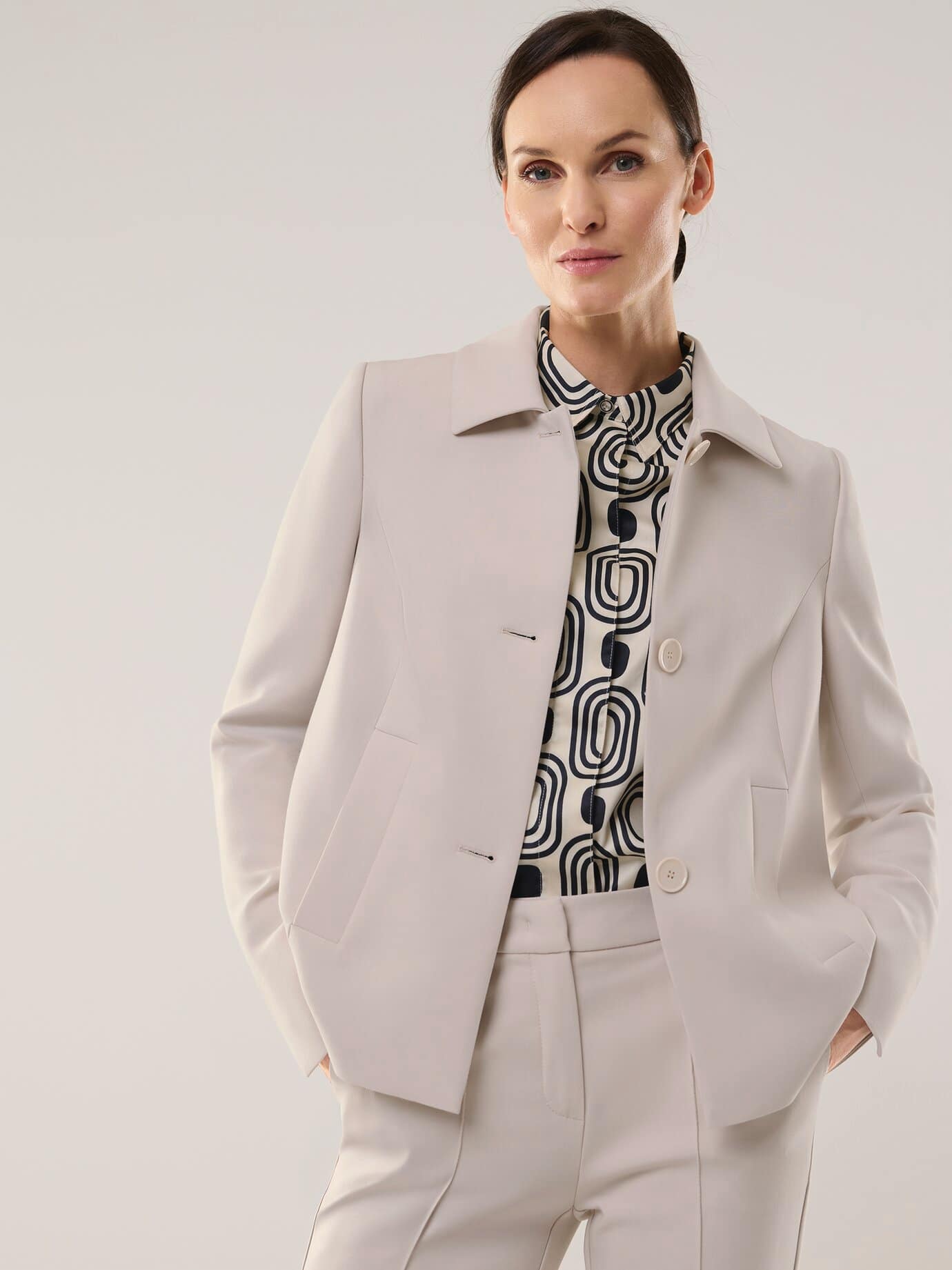 Thumbnail - Kofferblazer in A-Linie