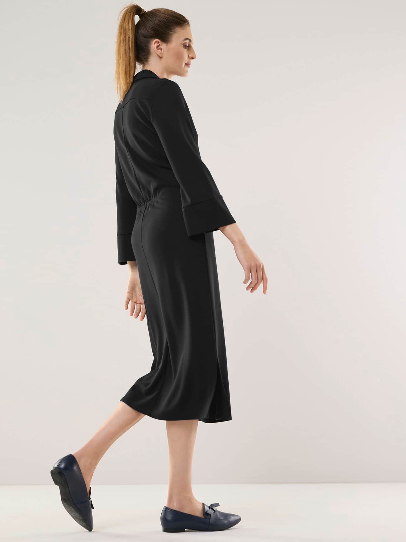 Walbusch Midi Jerseykleid, normale Größen, Farbe Schwarz, 52, weich und leicht figurschmeichelnd Damen 4