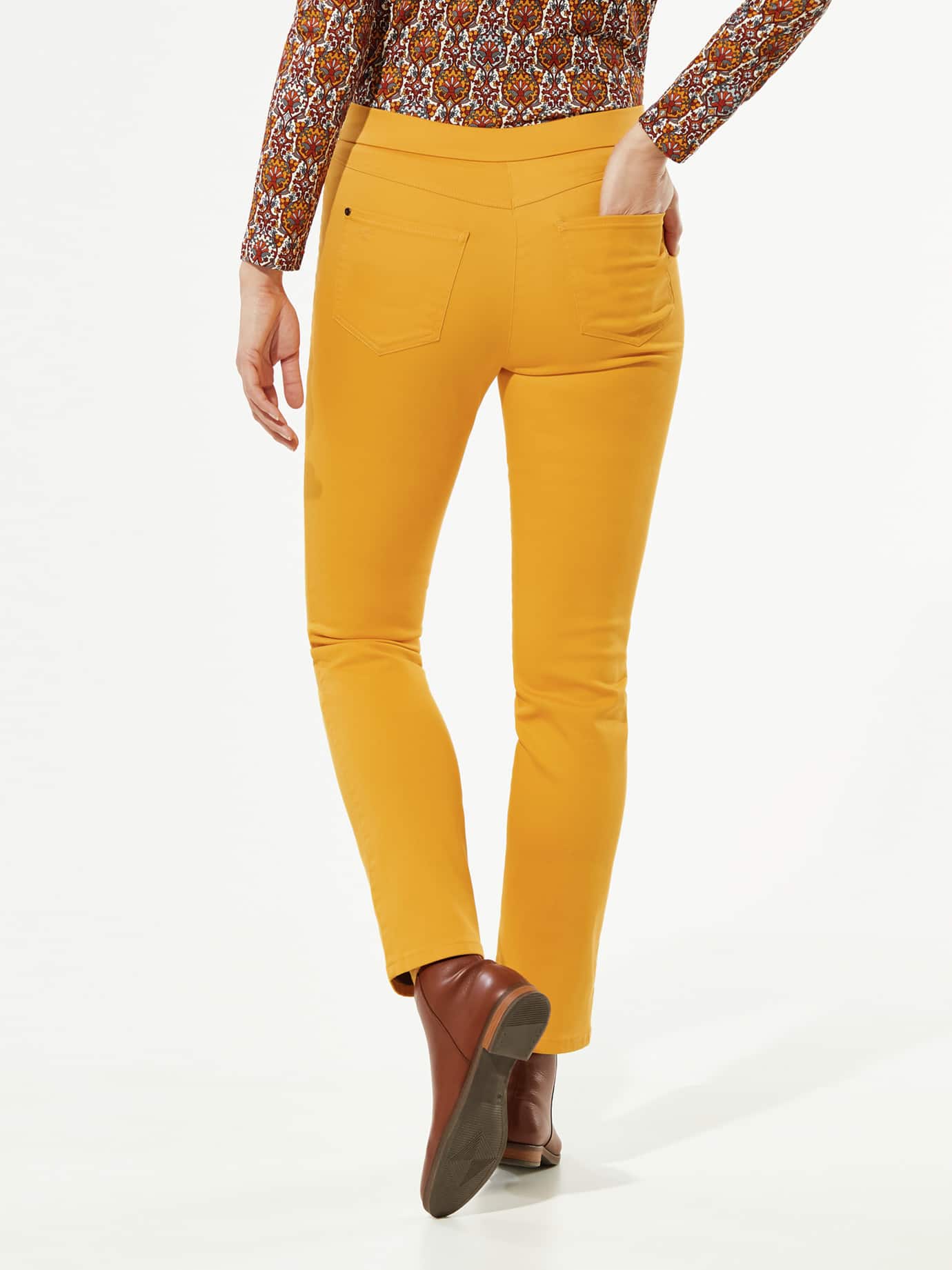 Walbusch Thermo-Extraglatt Baumwollhose, Regular Fit#normale Größen#Kurzgrößen, Farbe Gelb, 48, mit Thermo-Jerseyfutter mit Schmetterlings-Stickerei Damen 3