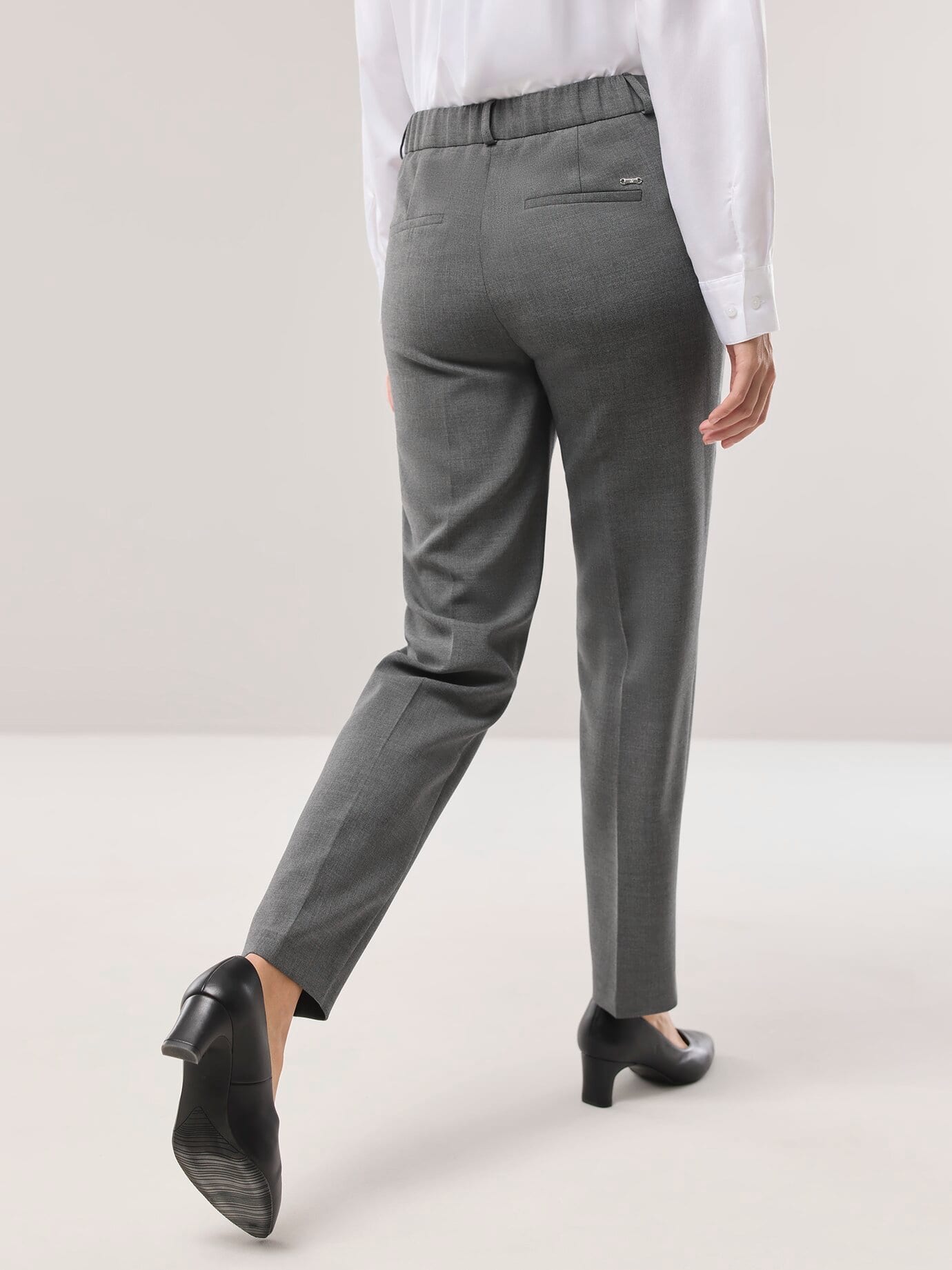 Walbusch Travel Slip-On Trousers Gray 42 3