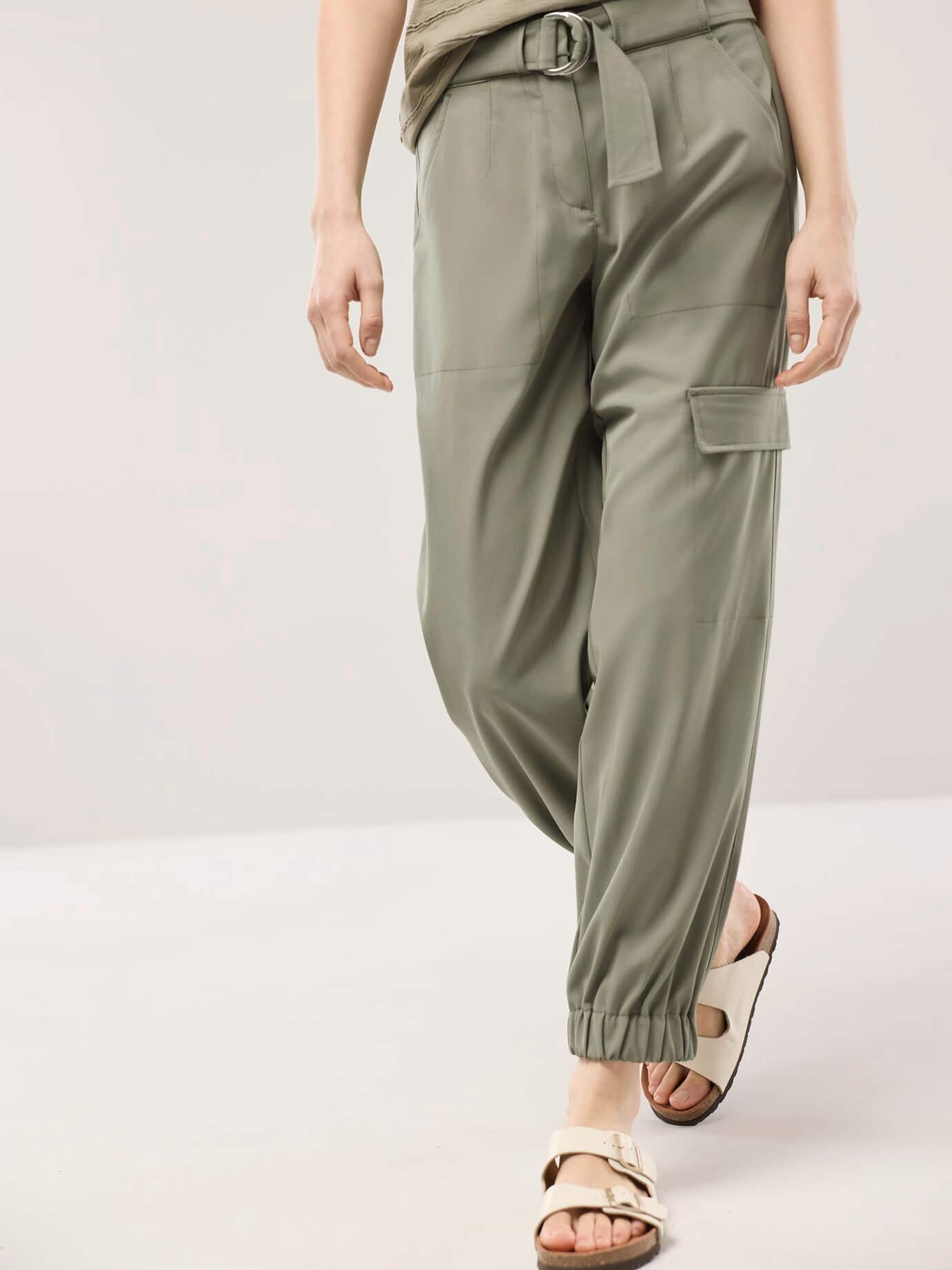 Easycare Cargohose, Regular Fit#normale Größen#Kurzgrößen, Farbe Grün, 25, bequem, da elastisch bügelleicht und knitterarm Damen