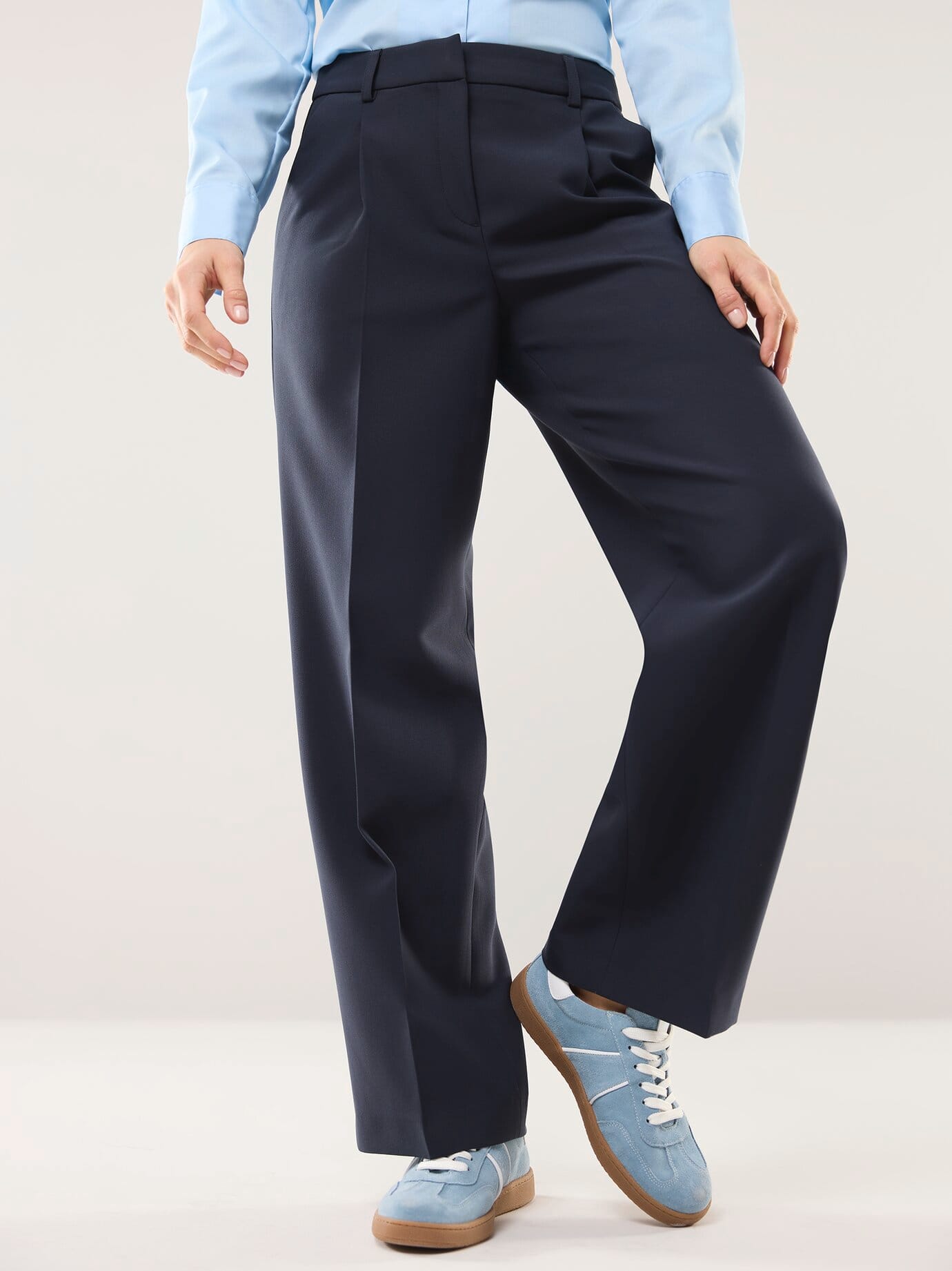 Thumbnail - Marlene Hose