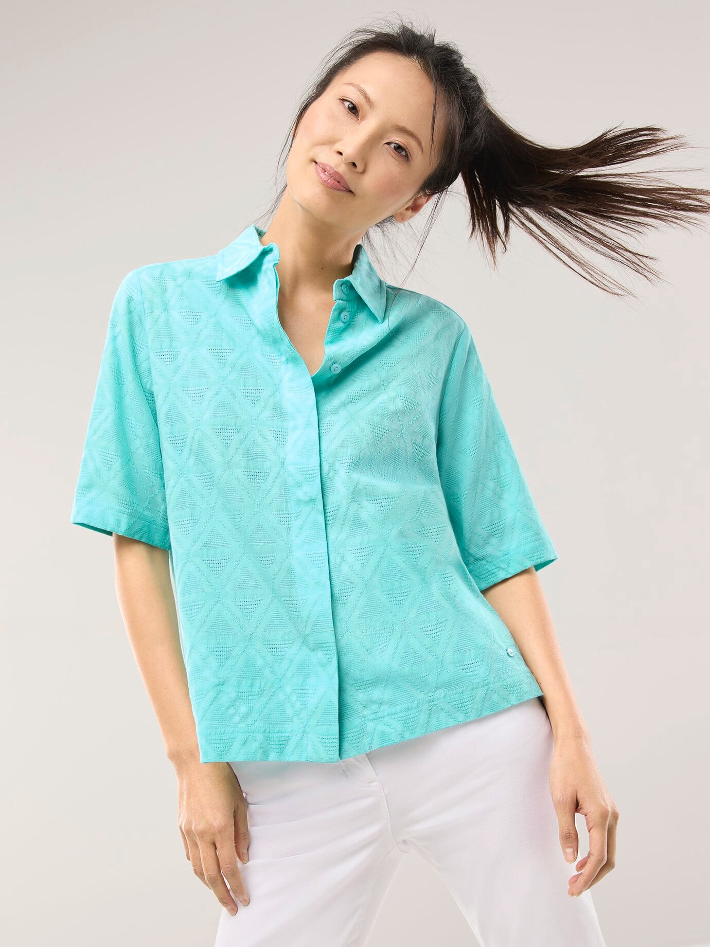 Thumbnail - Hemdbluse aus Viskose Jacquard