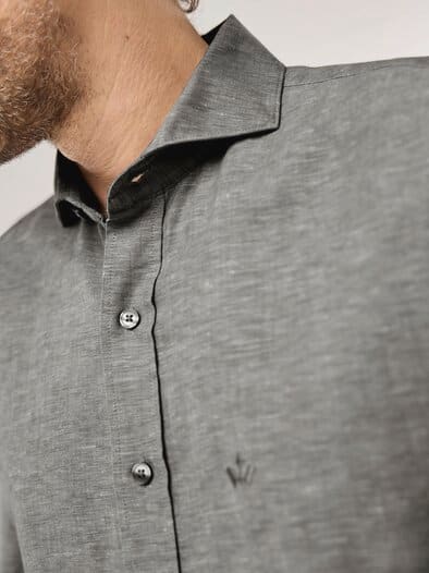 Leinen-Mix Hemd mit Haifischkragen Schilf