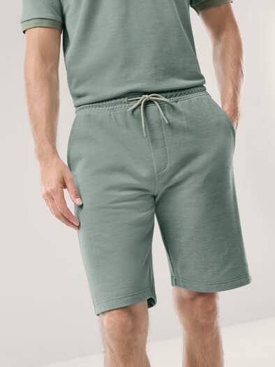 Freizeitshorts Extraglatt Salbei grün