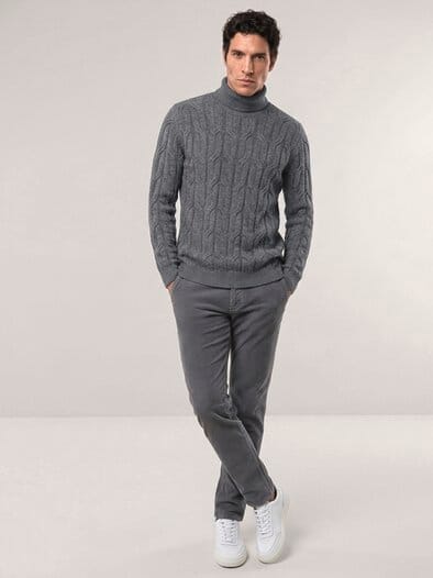 Rollkragenpullover mit Yakwolle Grau