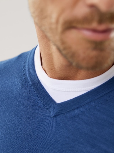 V-Pullover Merino Extrafein Königsblau