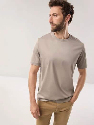Premium T-Shirt Sand