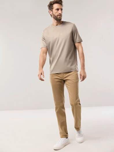 Premium T-Shirt Sand
