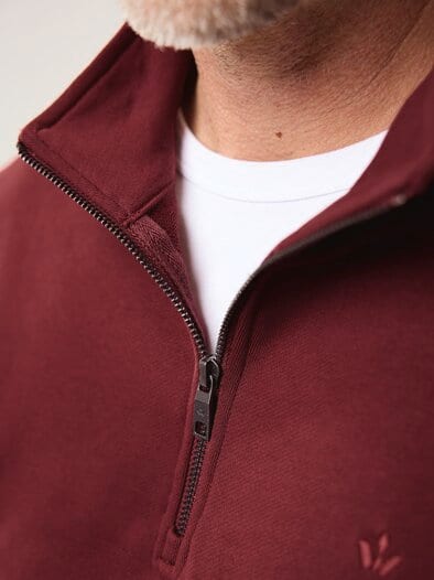 Essential Troyer Dunkelrot