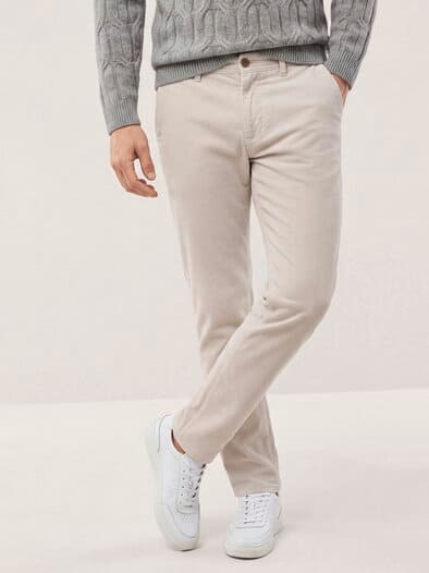 Cordhose aus weicher Baumwolle Offwhite