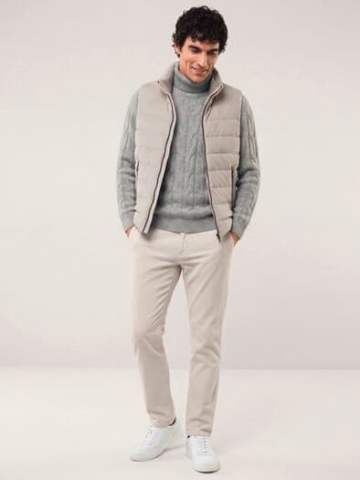 Cordhose aus weicher Baumwolle Offwhite