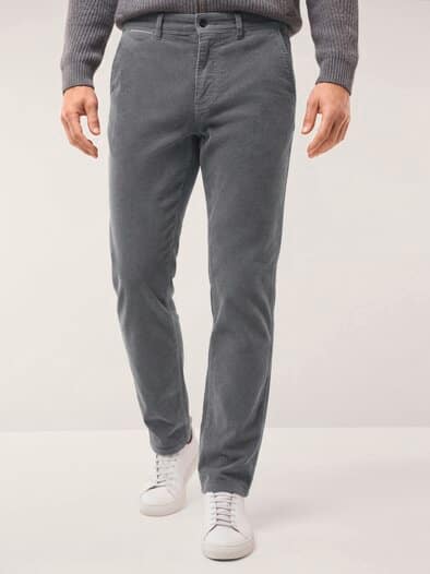 Cordhose aus weicher Baumwolle Grau