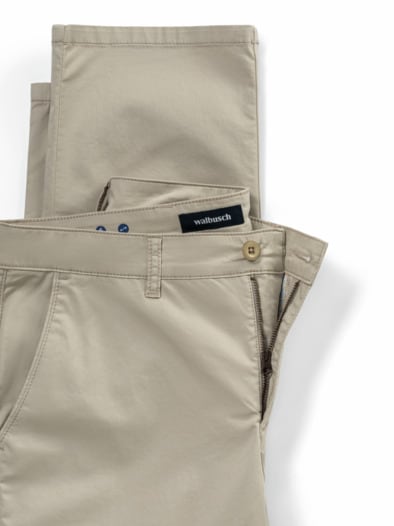 Ultraleicht Chino Safaribeige