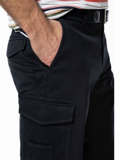 8-Taschen-Cargo-Bermudas Marine