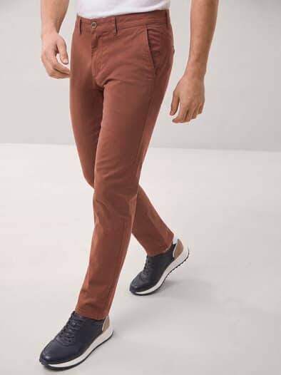 Elastische Chino aus Baumwolle Rotbraun