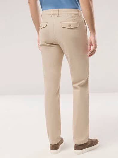 100 Komplimente Chino Saharabeige