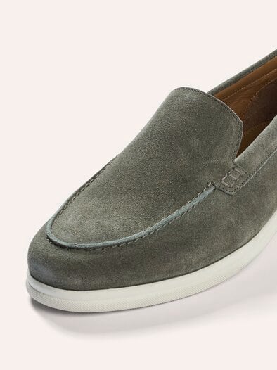 Velours-Loafer Salbei