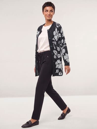 Jacquard Strickjacke mit Blütenmotiv Schwarz/Weiß