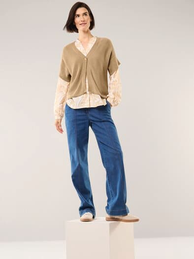 Strickweste Strukturmuster Sand