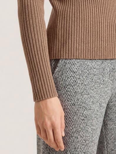 Baumwollmix Pullover in Rippenstrick Optik Praline