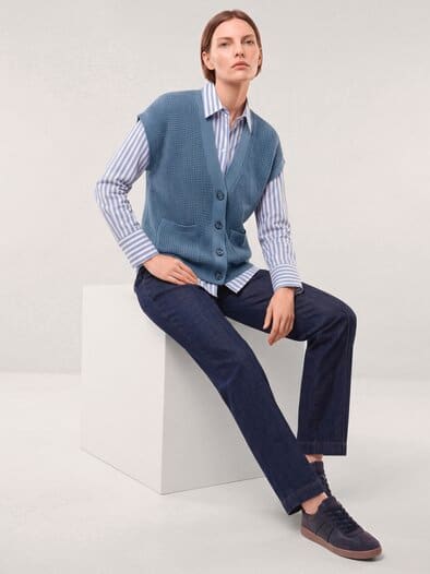 Strukturierte Strickweste mit aufgesetzten Taschen Smokey Blue