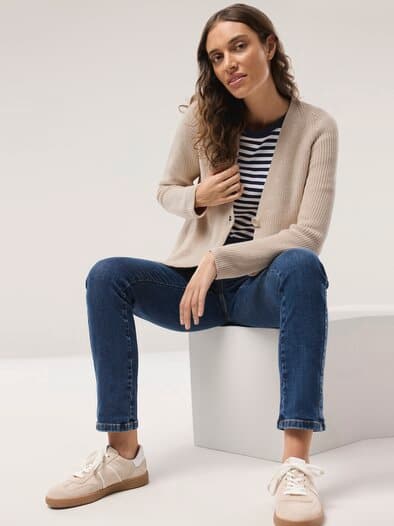 Strickjacke in Patentstrick Creme