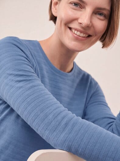 Baumwollshirt Reliefstruktur Smokey Blue