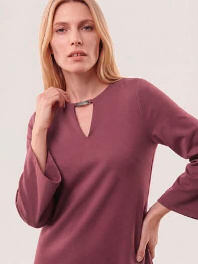 Kleid A-Linie mit Ausschnittdetail Merlot