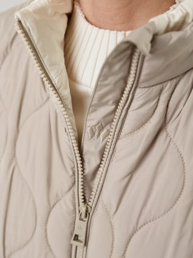 Wellensteppweste Toffee/Creme
