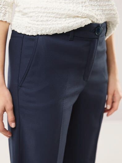 Marlenehose mit Struktur Nachtblau