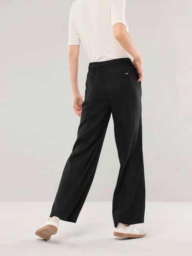 Marlene aus kühlendem Gewebe Schwarz